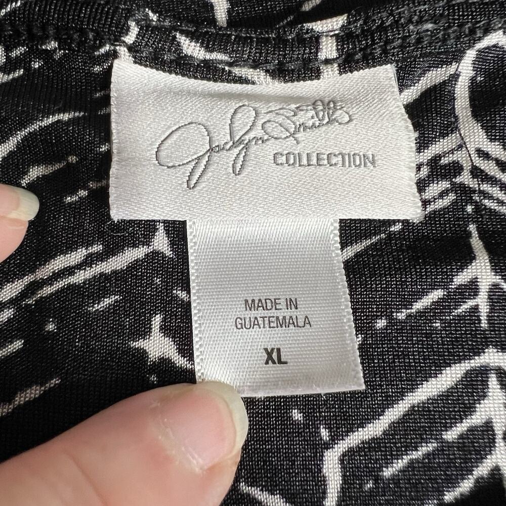 Jaclyn Smith Womens Blouse Top Shirt Pullover Short Sleeve Stretch Black White - Picture 7 of 9